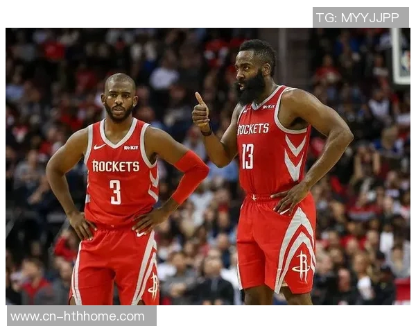 快船训练营第二天精彩瞬间哈登博格丹欢笑小卡保罗同框引关注 快船训练营第二天精彩瞬间哈登博格丹欢笑小卡保罗同框引关注