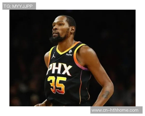 杜兰特赞阿门持球能力出色三分球自信决策无懈可击 杜兰特赞阿门持球能力出色三分球自信决策无懈可击