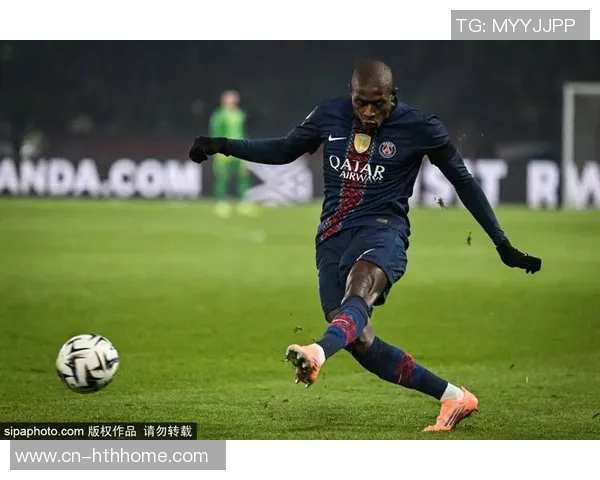 穆涅西租借巴黎FC贝西克塔斯报价阿格巴杜达1200万镑